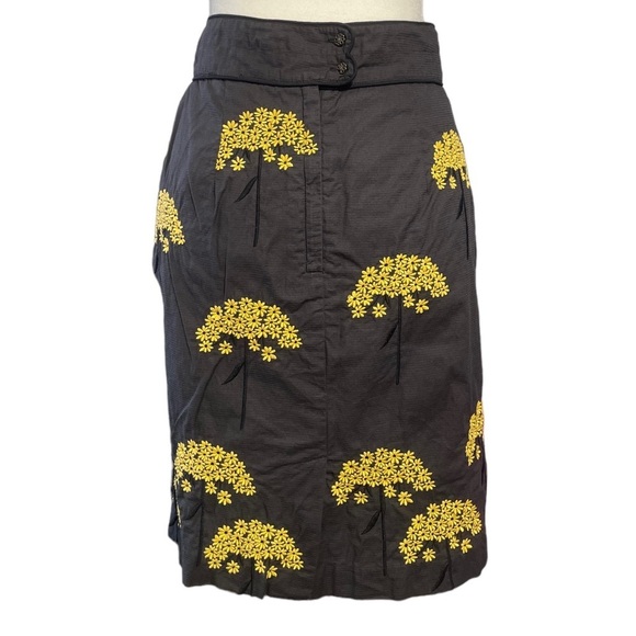 Anthropology Floreat Embodied Yellow Flowers size 2 - Picture 9 of 9